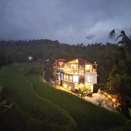 Taman Dari Villa