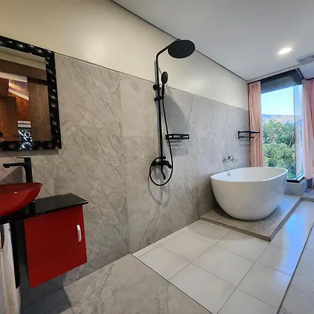 Taman Dari Villa